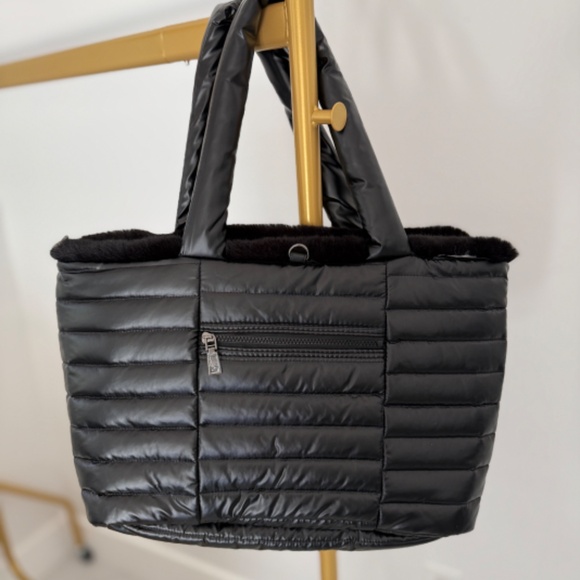 Think Rolyn Duplex Reversible Faux Fur Tote Travel Shoulder Work Gym Bag Black - Picture 7 of 9